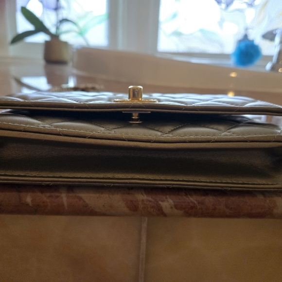 Chanel wallet on a chain gold champaign color. 7,5 x4,8 inches - Picture 14 of 16